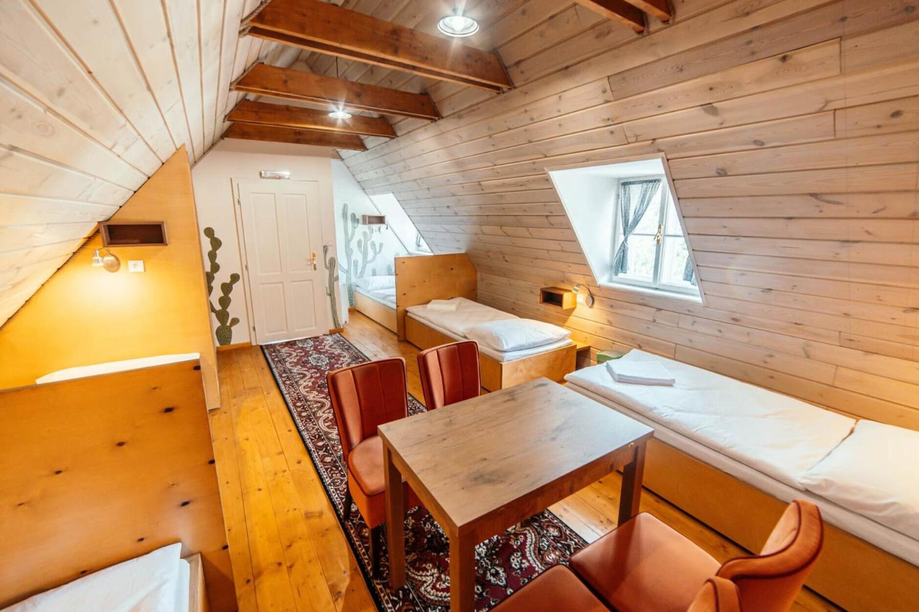 Hostel Cosmopolitan* Banská Štiavnica Kültér fotó